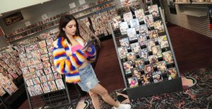 Dogfart Network offers a free photo gallery with Jane Wilde in xxx fuck